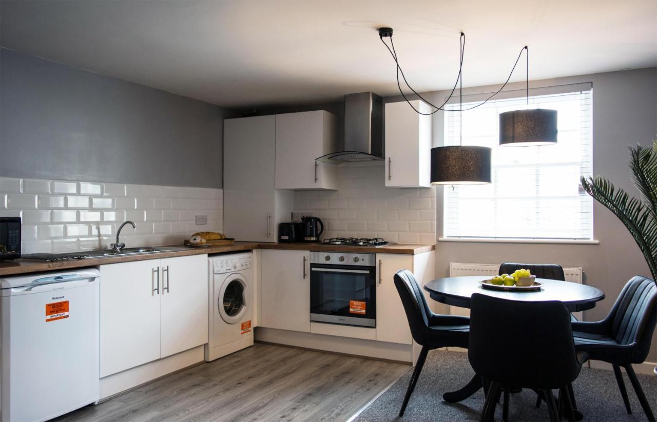 Golden Key Apartments Lillington  Экстерьер фото