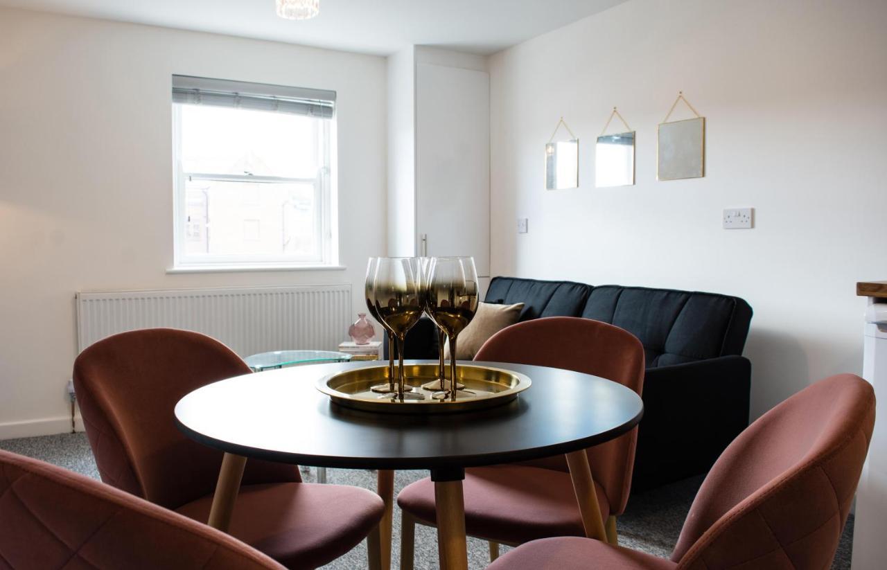 Golden Key Apartments Lillington  Экстерьер фото