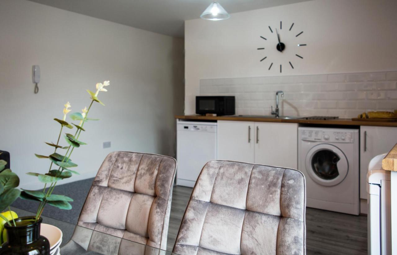 Golden Key Apartments Lillington  Экстерьер фото
